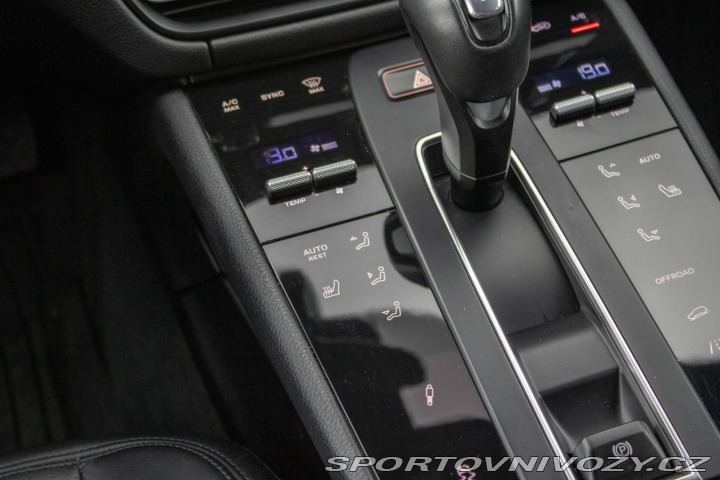 Porsche Macan T PDK 195 kw / FINANCOVA 2022