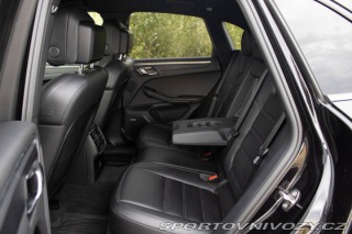 Porsche Macan T PDK 195 kw / 1. Majite 2022