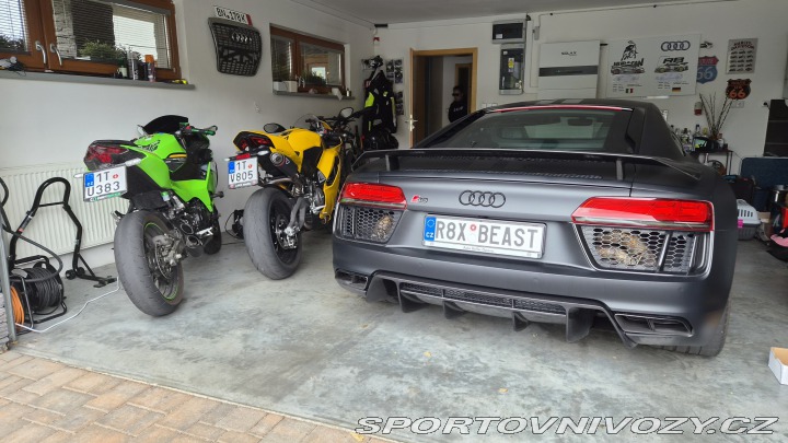 Audi R8 R8 V10 RWS 1 z 999 ks 2018