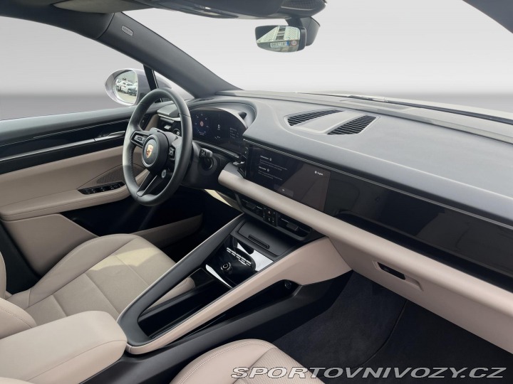 Porsche Macan Electric 2025
