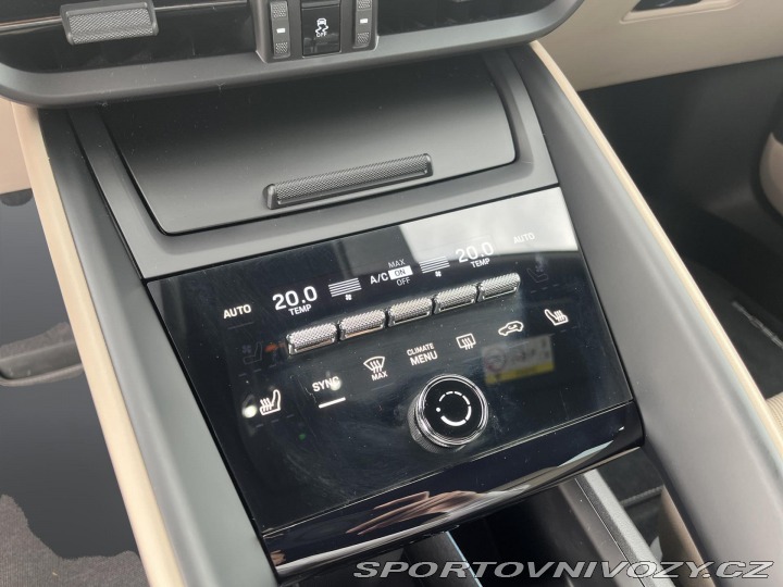 Porsche Macan Electric 2025
