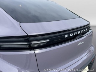 Porsche Macan Electric 2025