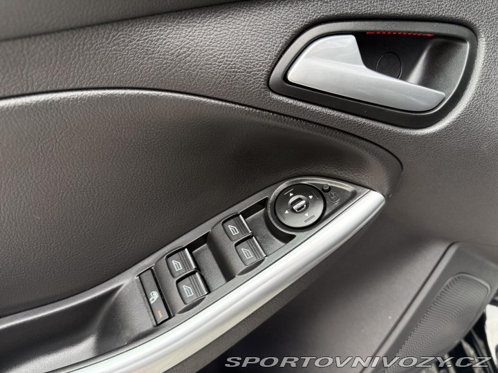 Ford Focus ST 2,0i 184kW ST REZERVACE 2013