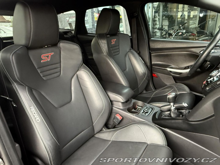 Ford Focus ST 2,0i 184kW ST REZERVACE 2013