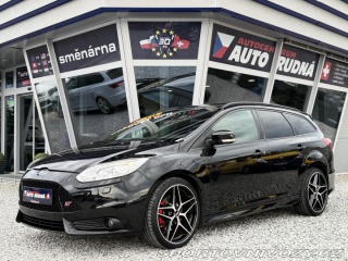 Ford Focus ST 2,0i 184kW ST REZERVACE 2013