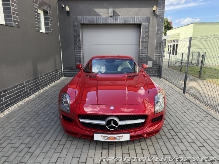 Mercedes-Benz SLS AMG Coupe 2010