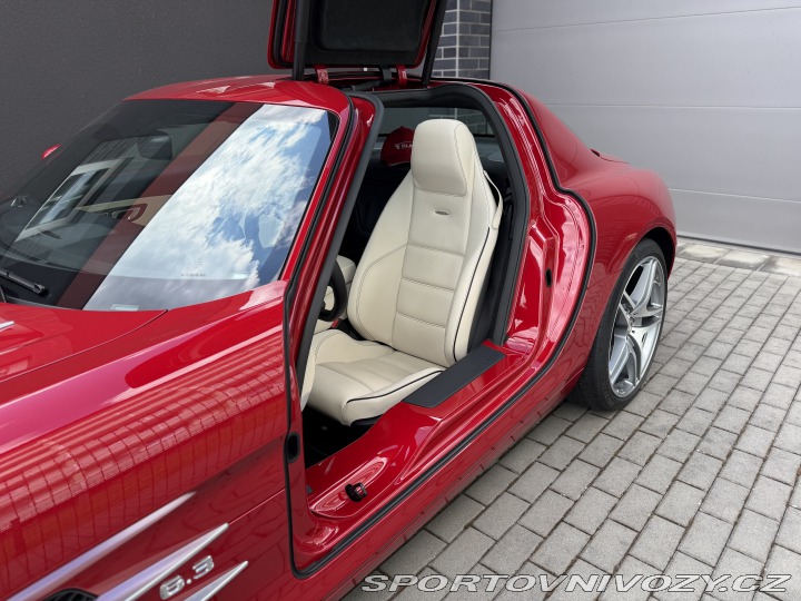 Mercedes-Benz SLS AMG Coupe 2010