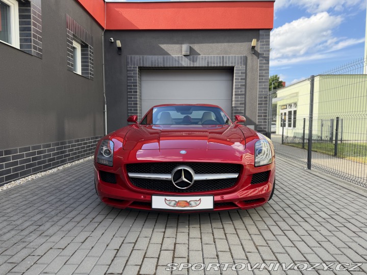 Mercedes-Benz SLS AMG Coupe 2010