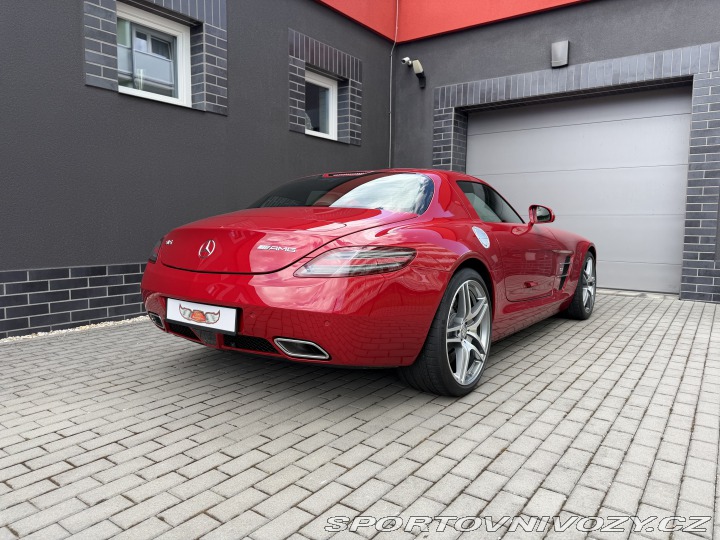Mercedes-Benz SLS AMG Coupe 2010
