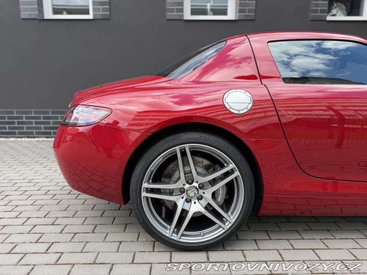 Mercedes-Benz SLS AMG Coupe 2010