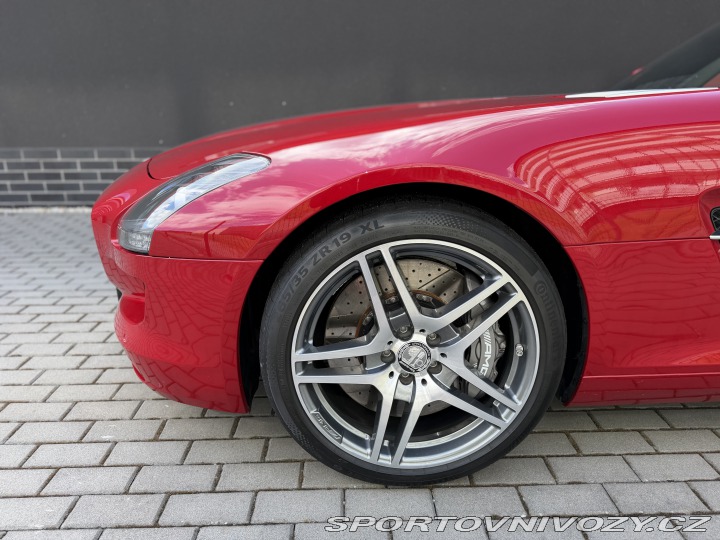 Mercedes-Benz SLS AMG Coupe 2010