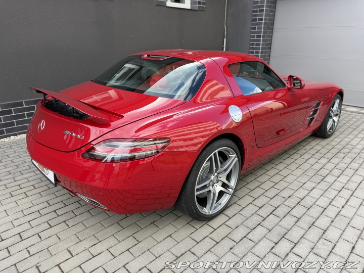 Mercedes-Benz SLS AMG Coupe 2010