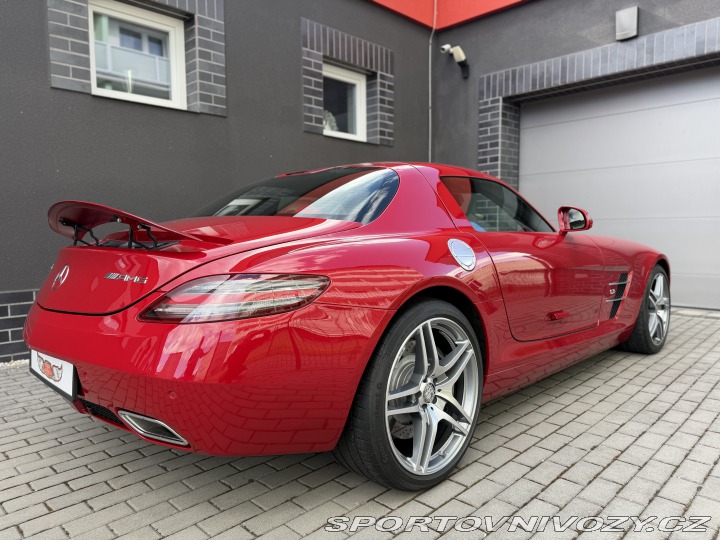 Mercedes-Benz SLS AMG Coupe 2010