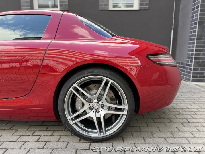 Mercedes-Benz SLS AMG Coupe 2010