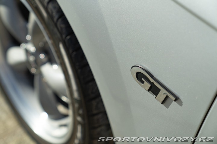 Ford Mustang GT V8 SRS 2002