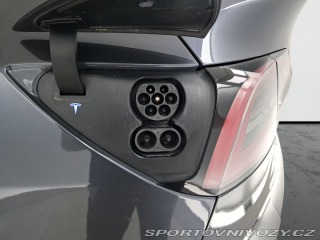 Tesla Model Y Long Range AWD 79kWh 2023