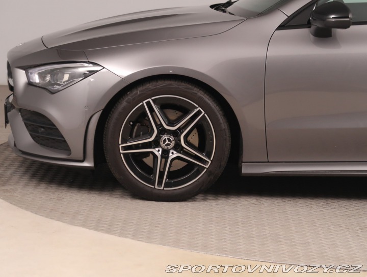 Mercedes-Benz CLA AMG Paket 200 2022