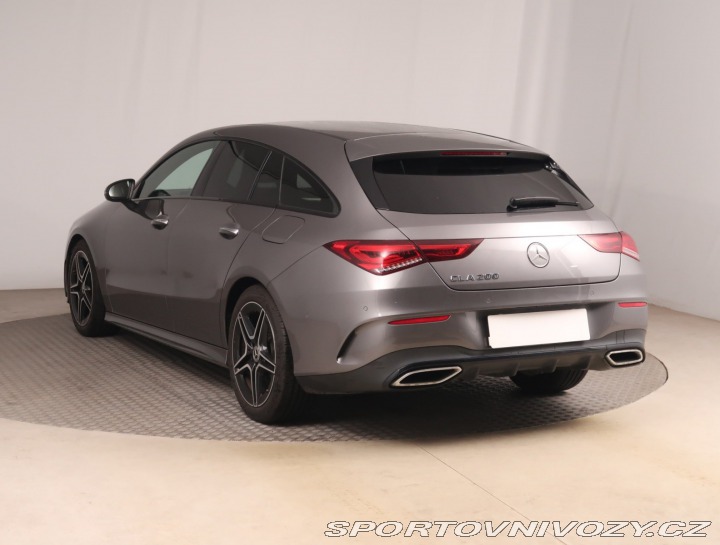 Mercedes-Benz CLA AMG Paket 200 2022