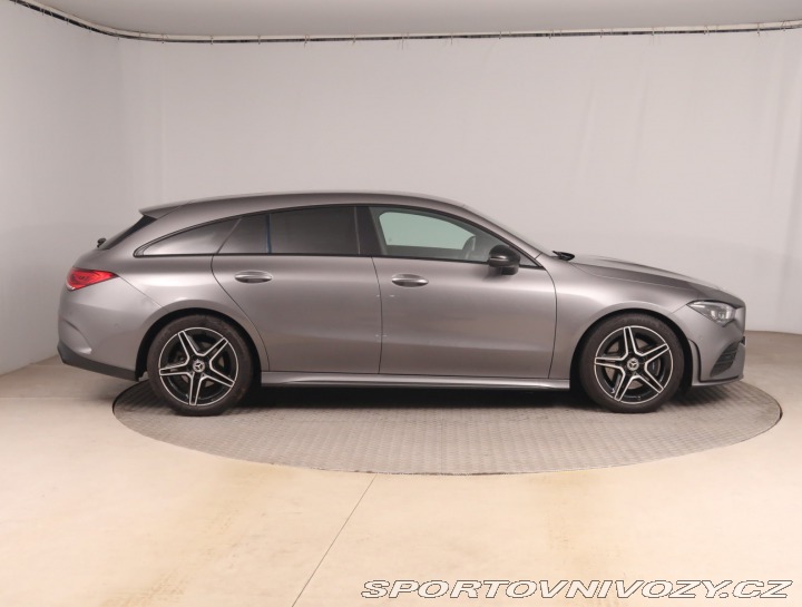 Mercedes-Benz CLA AMG Paket 200 2022