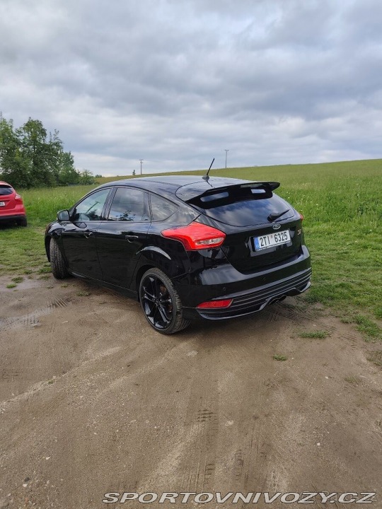 Ford Focus ST st 184kw benzín rv.2018 2018