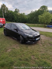Ford Focus ST st 184kw benzín rv.2018 2018