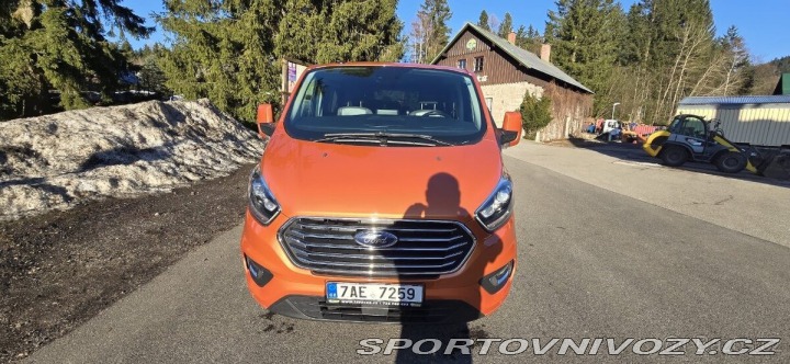 Ford Ostatní modely Tourneo Custom 2,0 TDCi 130 k – 9 míst 2018
