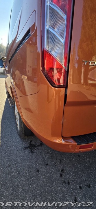 Ford Ostatní modely Tourneo Custom 2,0 TDCi 130 k – 9 míst 2018