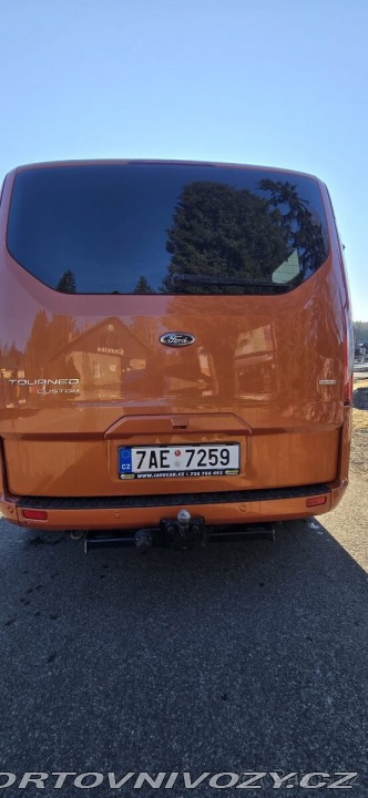 Ford Ostatní modely Tourneo Custom 2,0 TDCi 130 k – 9 míst 2018