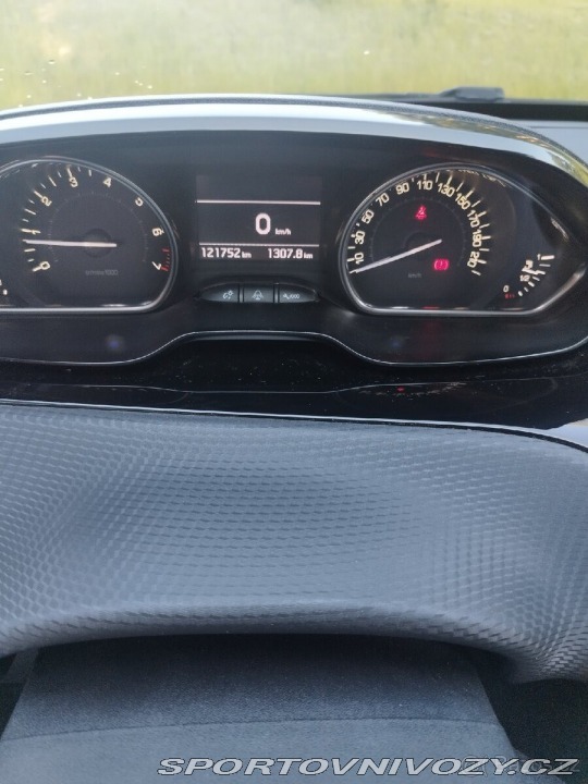 Peugeot Ostatní modely 2008 2,0 i. 81 kW. 1800