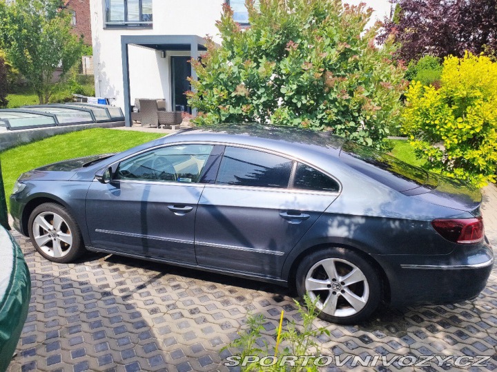 Volkswagen CC 2,0 TDI 103kW 4x4, šedá 2013