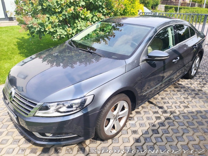 Volkswagen CC 2,0 TDI 103kW 4x4, šedá 2013