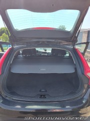 Volvo V60 2,0 100kW rok v.2013 AU 2013