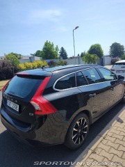 Volvo V60 2,0 100kW rok v.2013 AU 2013