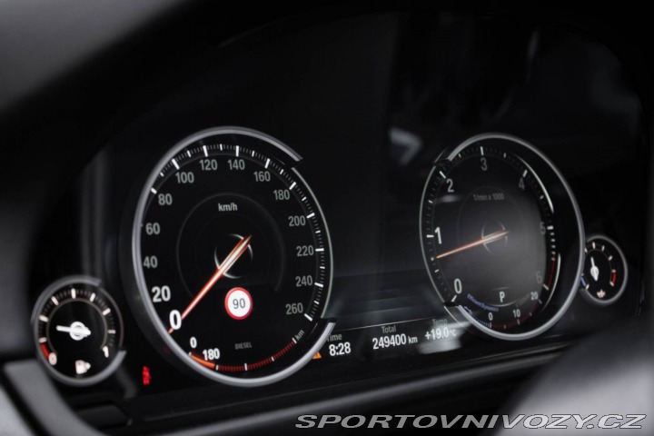 BMW 5 Touring M550d xDrive / A 2013