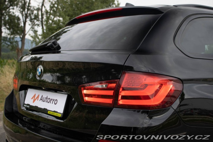 BMW 5 Touring M550d xDrive / A 2013
