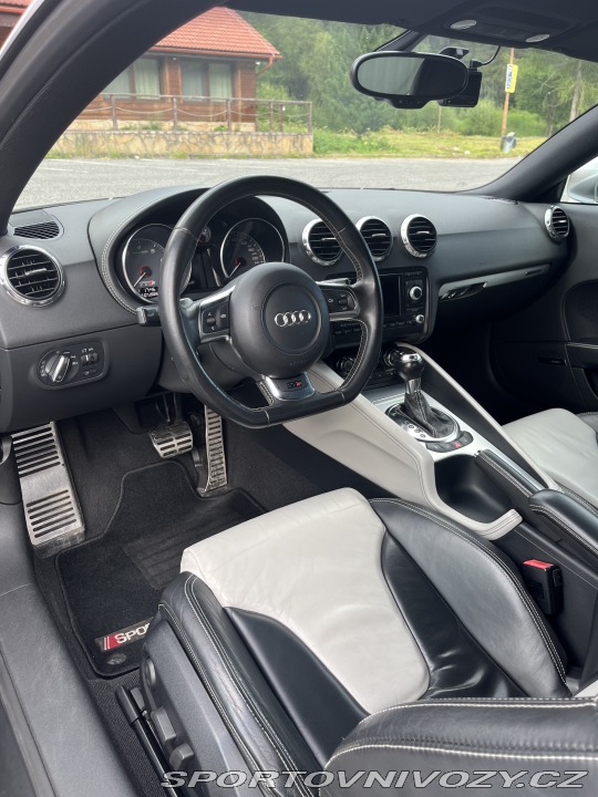 Audi TT TTS 8J 2008