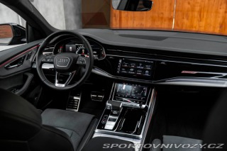 Audi SQ8 2024
