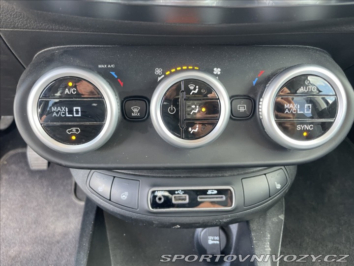 Fiat 500 500X 1,4 i 103kw Klima ES 2015