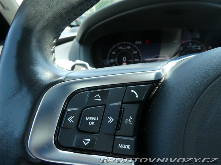Jaguar F-Pace 3,0 d Portfolio,1Maj,ČR,D 2019