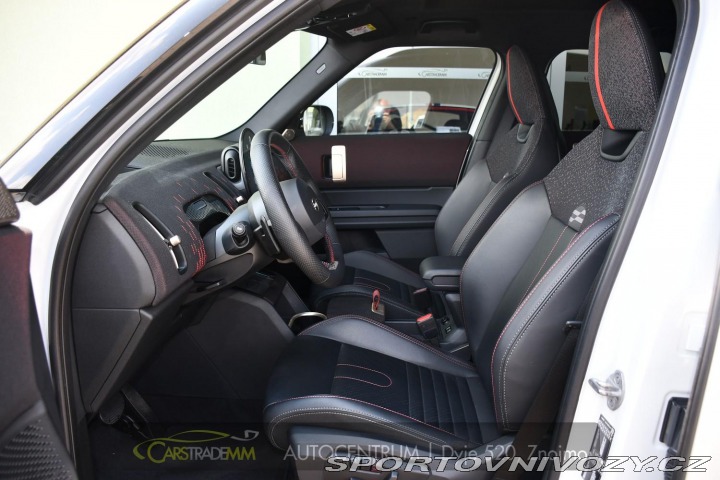 Mini Countryman D 2,0D JCW ČR 1.MAJ 2024