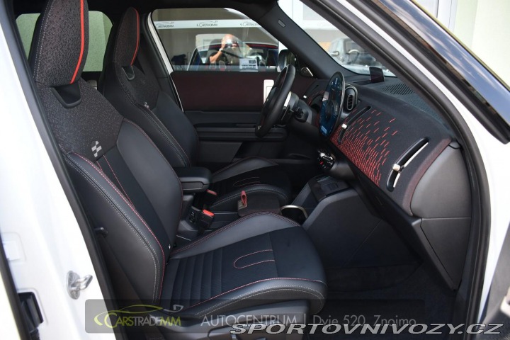 Mini Countryman D 2,0D JCW ČR 1.MAJ 2024