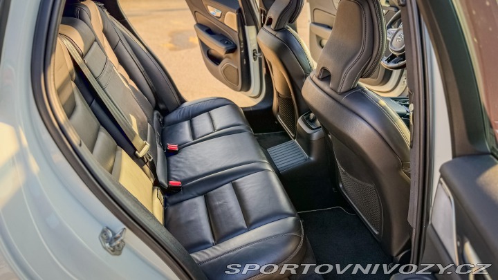 Volvo V60 V60 T8 2021