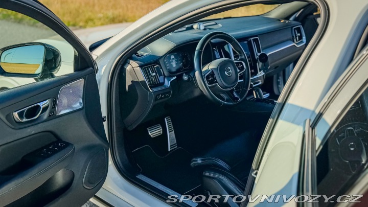 Volvo V60 V60 T8 2021