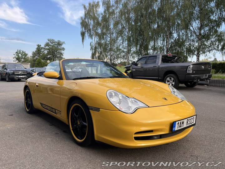 Porsche 911 Carrera 2WD manuál 2002