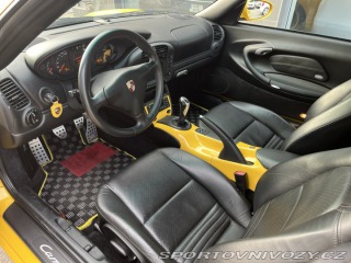 Porsche 911 Carrera 2WD manuál 2002