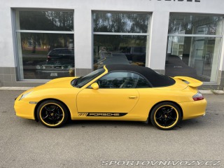 Porsche 911 Carrera 2WD manuál 2002