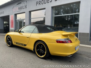 Porsche 911 Carrera 2WD manuál 2002