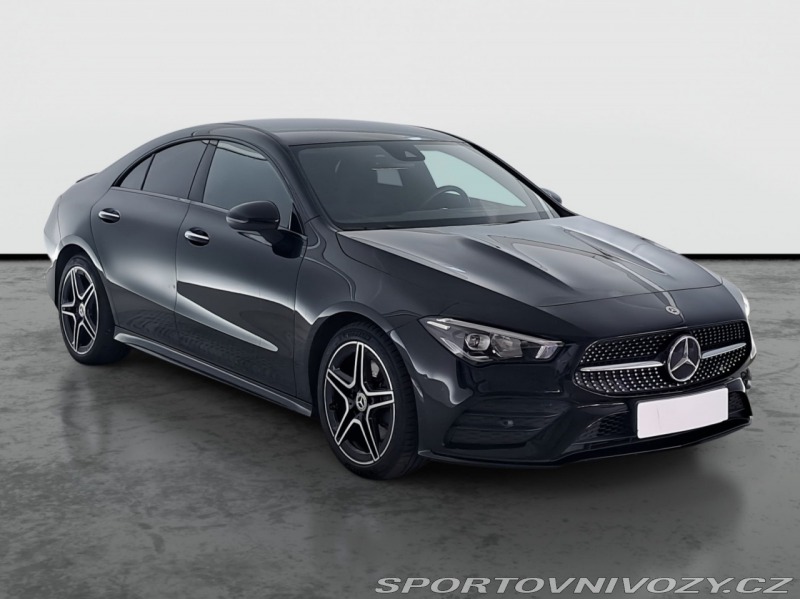 Mercedes-Benz CLA AMG Paket 200
