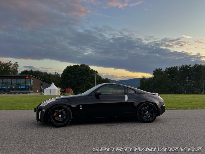 Nissan 350 Z 1800