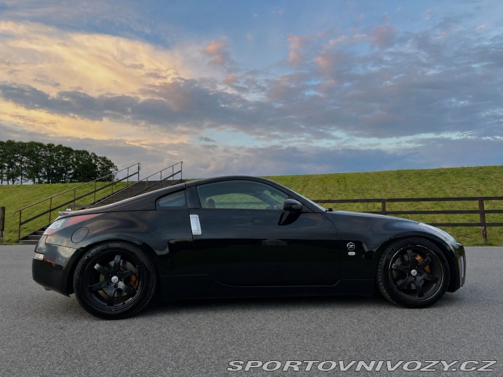 Nissan 350 Z 1800
